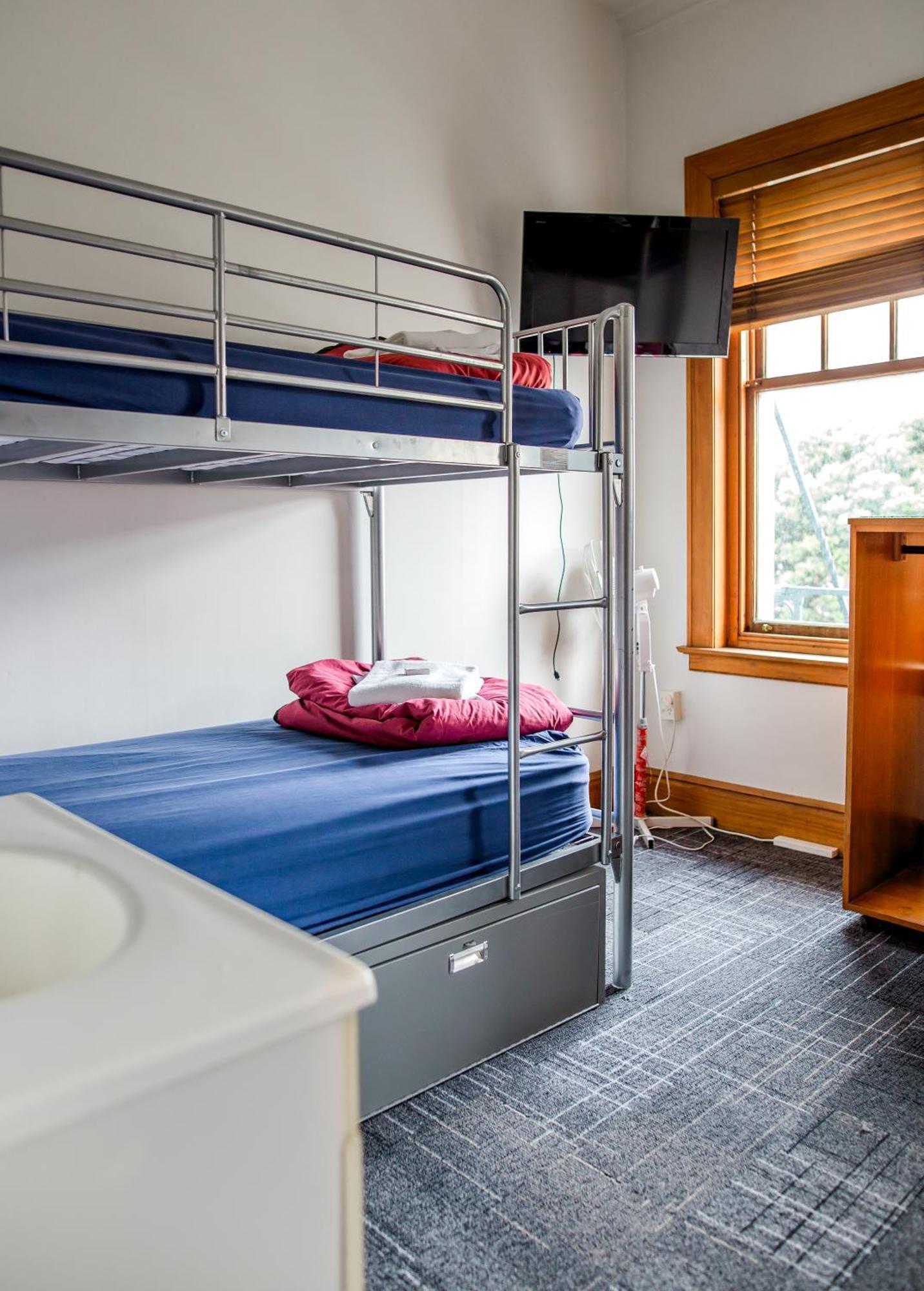 Hostal The Cambridge & Backpackers Wellington